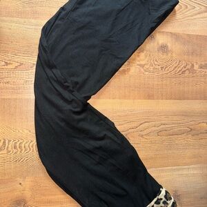 Black womens yoga Pants with Leopard Print band